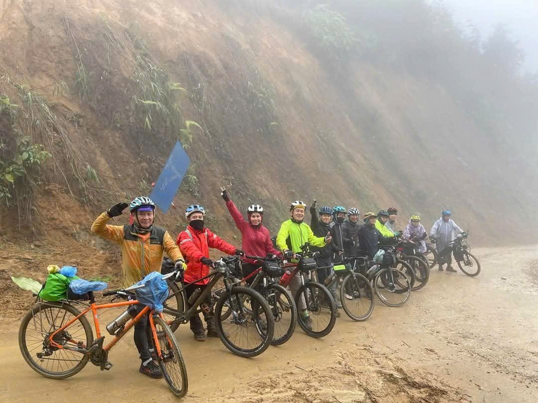 Adventure & Support Team