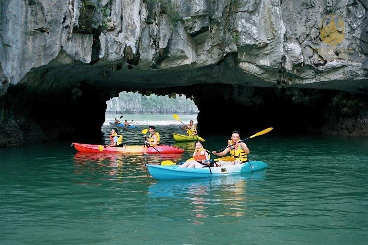 Hang Luon Cave: Your Guide to the Mystical and Serene Heart of Halong Bay