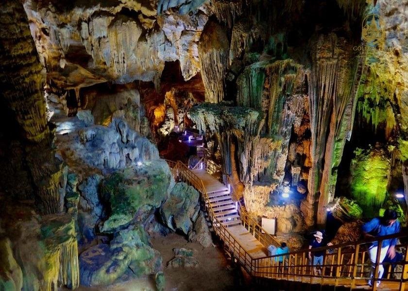 Phong Nha Caves Tour: Explore Vietnam’s Underground Paradise