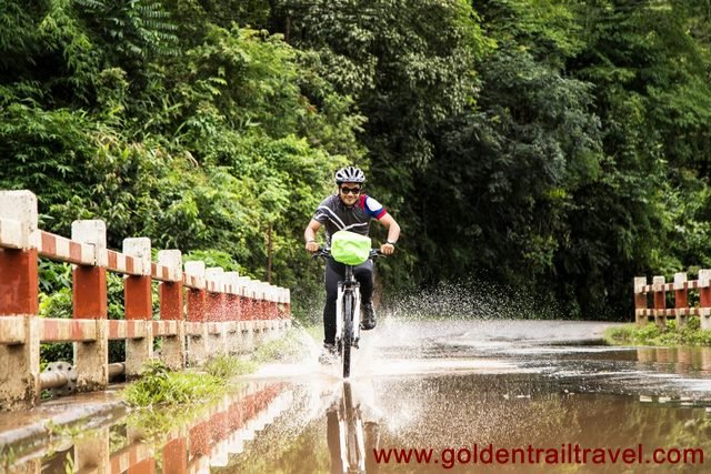 2 Days Luang Prabang Cycle To Vang Vieng