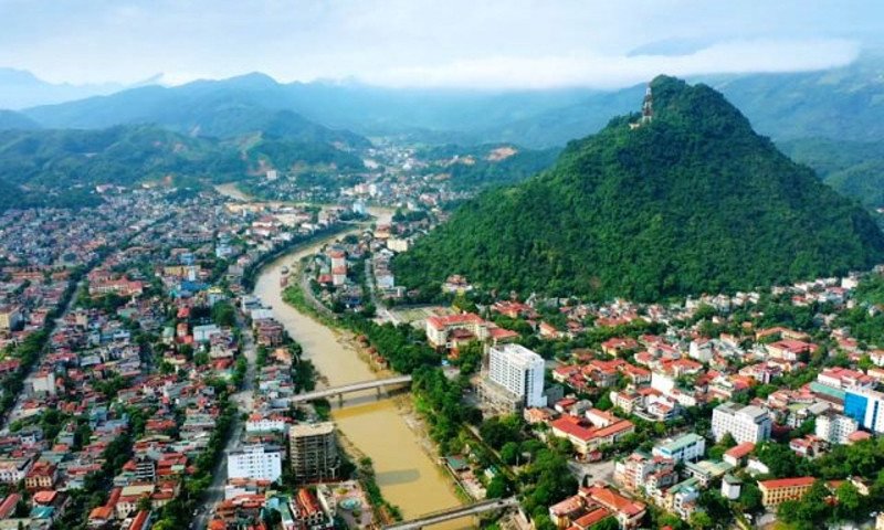 Bac Kan City Travel Guide