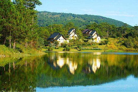 South and Central Vietnam Vacation for Family in 11 Days