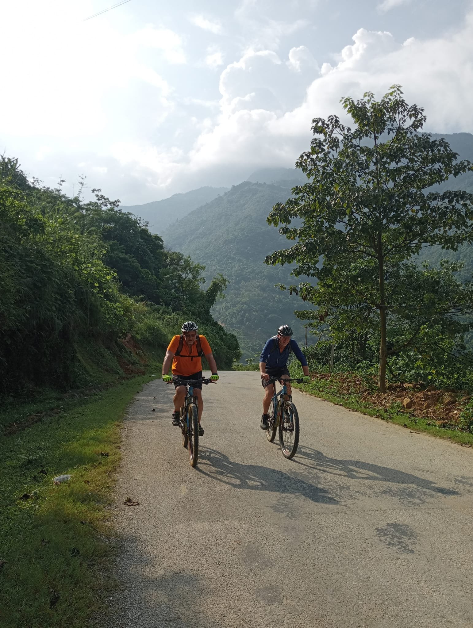 Cao Bang Cycling Travel