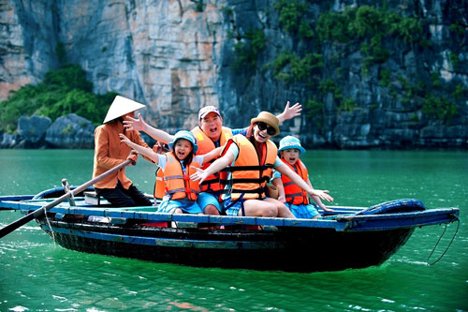 Vietnam family tour with kids in 14 days