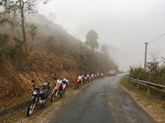 What to Eat While Traveling to Ta Xua Peak, Son La Province