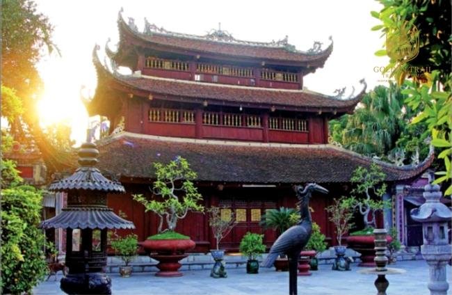 Discover the Spiritual Heart of Vietnam: The Ultimate Guide to Vietnam Temple Tours