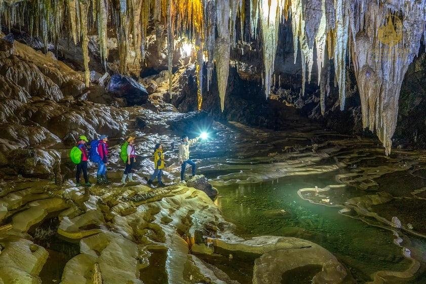 Nguom Ngao Cave Bike Route: Discover Vietnam’s Underground Wonder on Two Wheels