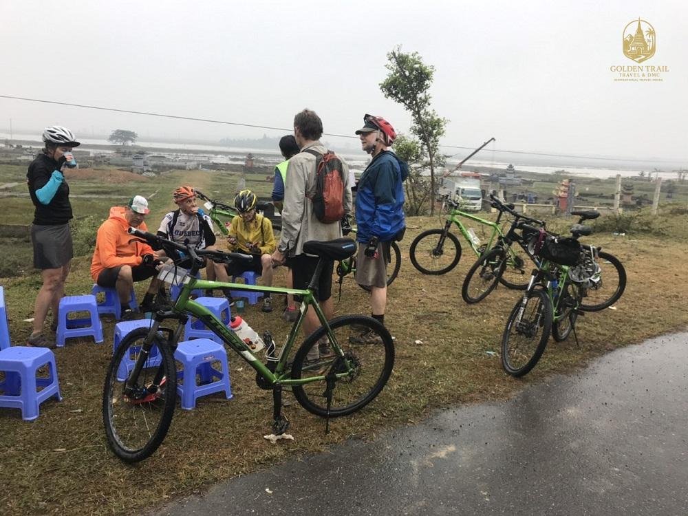 North to Central Vietnam Cycling: An Epic Journey Through Mountains, History, and Coastlines