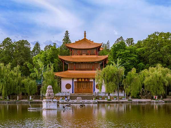 4 Days Kunming and Stone Forest Tour