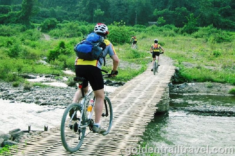 Bac Ha Bike Tour from Lao Cai or Sapa 3 Days