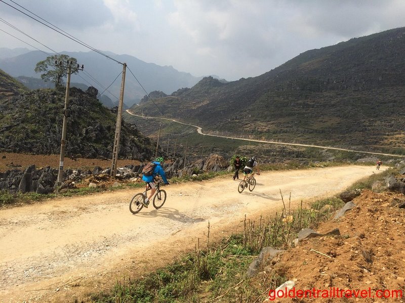 The Greatest Cycling Route in Vietnam's Far North 15 Days
