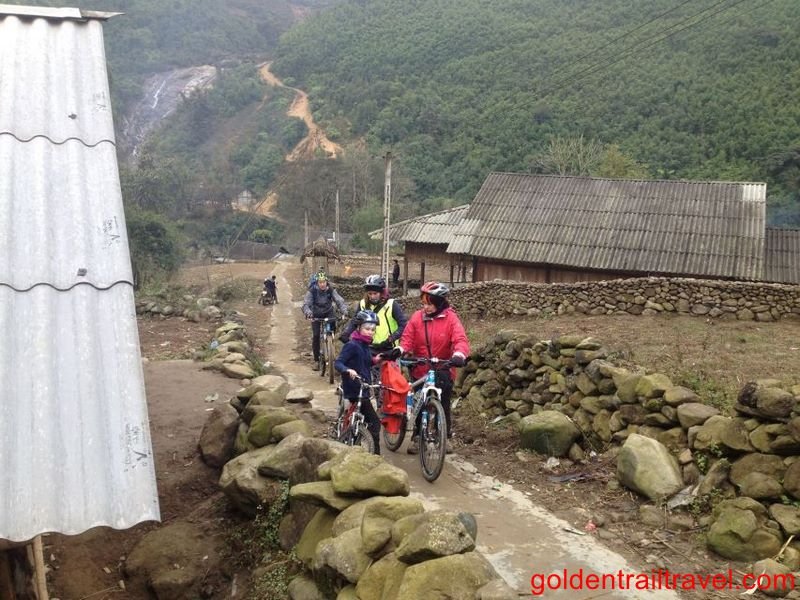 The Best Tour for Mountain Biking from Sapa to Bac Ha 8 Days