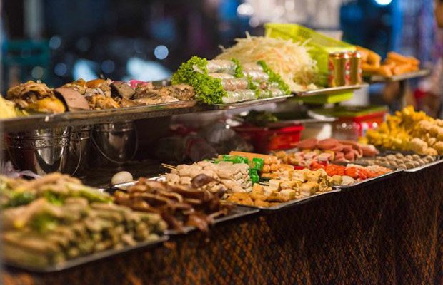 Explore Food Adventure from Phnom Penh Half-Day