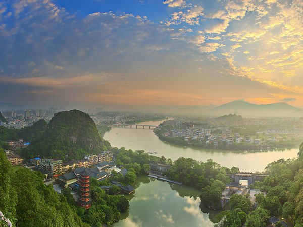 5 Days Panoramic Guilin Tour with Yangshuo & Longji