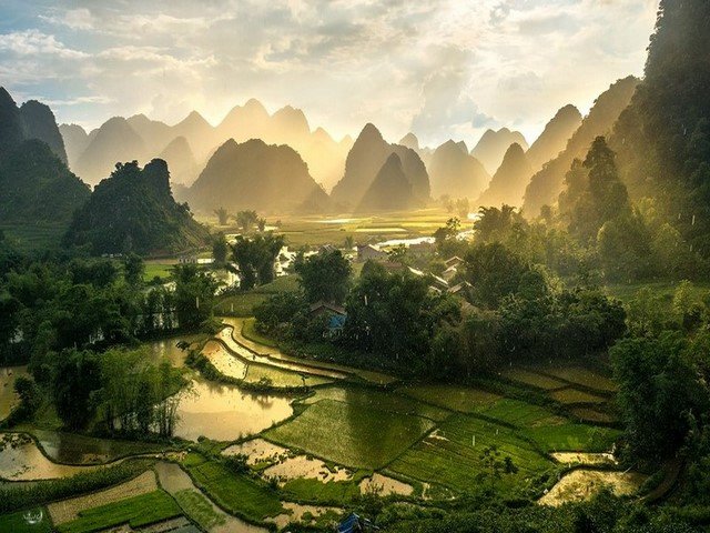 Hiking North Vietnam Tour 8 Days