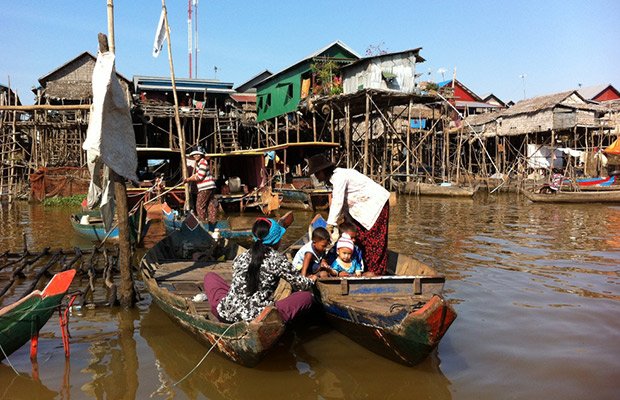 Kompong Phluk Floating Village Tour Half-Day