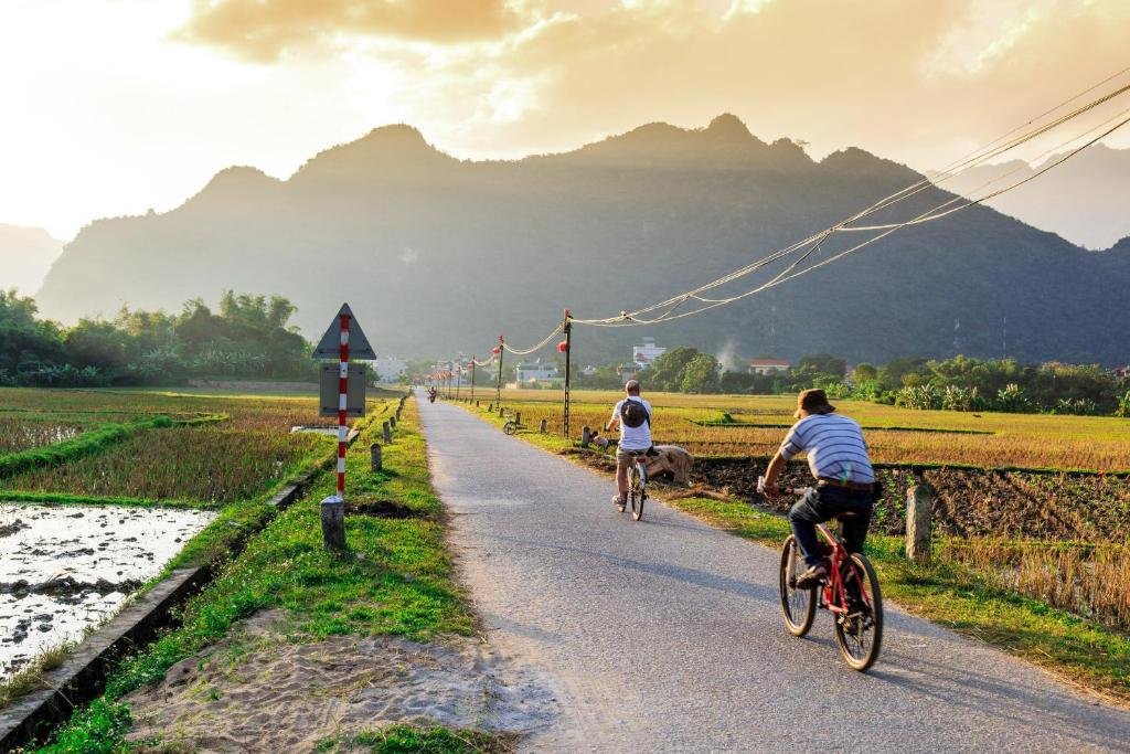 Mai Chau Bike Tours