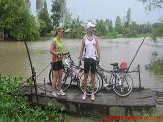 Mekong Delta Bicycle Ride from Chau Doc, Can Tho, Saigon 3 Days