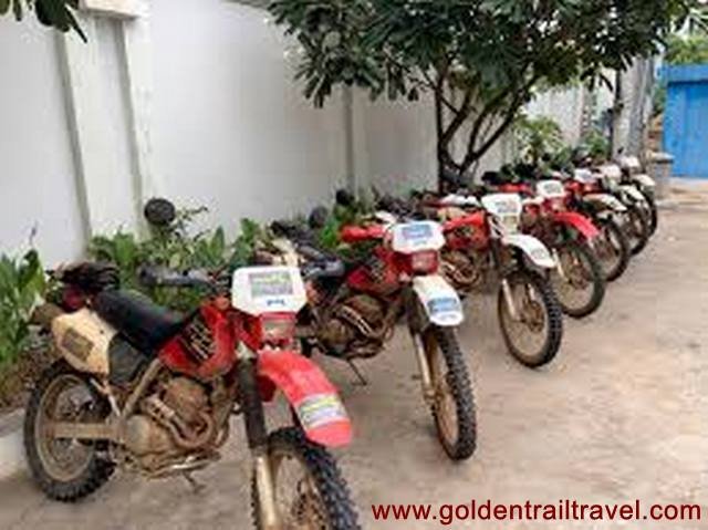 Phnom Penh Motorcycle to Kompong Cham 2 Days