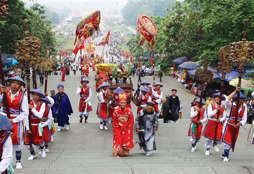 Phu Tho Vietnam Travel Guide