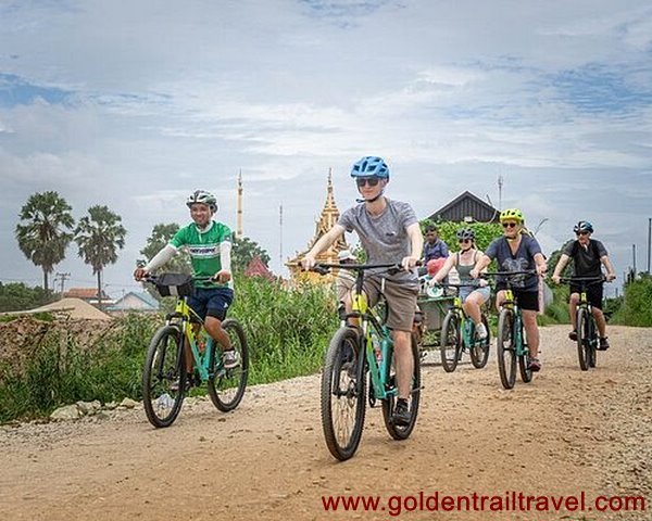 Siem Reap Cycling To Saigon 9 Days