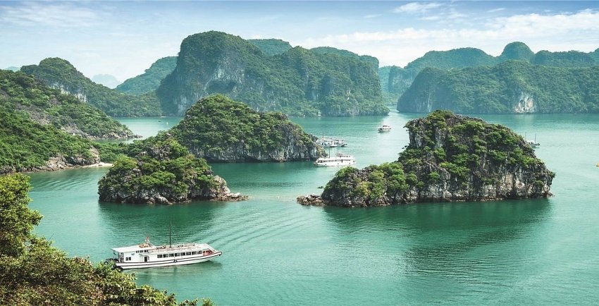 Travel Guide Halong City