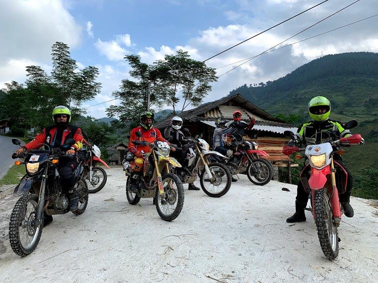 What to prepare a flawless motorbike tour to Laos?